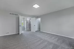 4878 Highpoint Ct, Liberty Township, OH 45011 - Photo 13