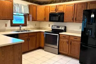 918 Willow Bend Dr, Wilmington, OH 45177 - Photo 11