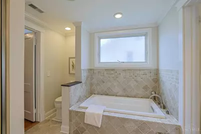 1308 Edwards Road, Cincinnati, OH 45208 - Photo 23