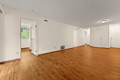 3505 W Fork Road #20, Green Township, OH 45211 - Photo 5