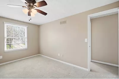 4290 Fox Hollow Drive, Cincinnati, OH 45241 - Photo 35
