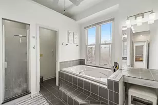 923 Paradrome St, Cincinnati, OH 45202 - Photo 19