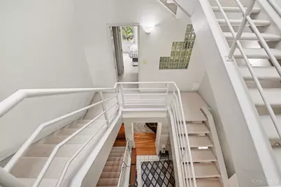 923 Paradrome Street, Cincinnati, OH 45202 - Photo 13