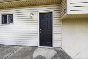 9738 Dunraven Dr, Colerain Township, OH 45251 - Photo 25