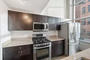 353 W 4th St, Cincinnati, OH 45202 - Photo 17