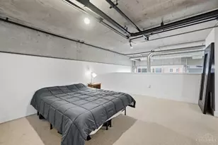 353 W 4th St, Cincinnati, OH 45202 - Photo 23