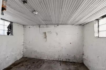 1919 Sundale Avenue, Cincinnati, OH 45239 - Photo 29