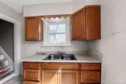 1919 Sundale Avenue, Cincinnati, OH 45239 - Photo 11