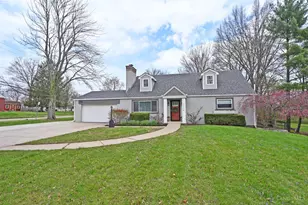 10178 Zig Zag Rd, Blue Ash, OH 45242 - Photo 1