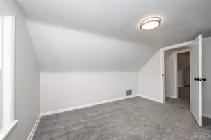 4833 Fairview Ave, Cincinnati, OH 45242 - Photo 31