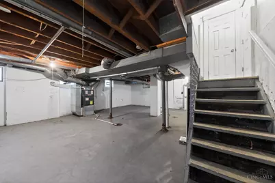 8627 Reading Road, Reading, OH 45215 - Photo 19