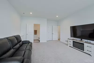 7009 Briarcliff Court, Hamilton Township, OH 45039 - Photo 33