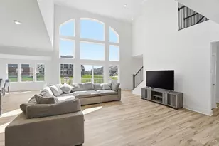 5900 Carriage Mdws Dr, Liberty Township, OH 45011 - Photo 3