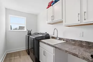 5900 Carriage Mdws Dr, Liberty Township, OH 45011 - Photo 27