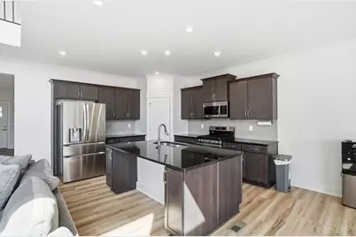 5900 Carriage Meadows Drive, Liberty Township, OH 45011 - Photo 5