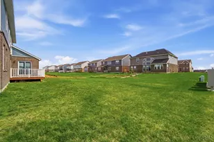 5900 Carriage Mdws Dr, Liberty Township, OH 45011 - Photo 29