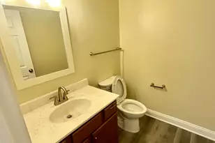 2962 Henshaw Ave, Cincinnati, OH 45225 - Photo 5