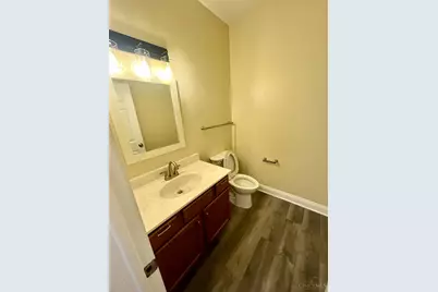 2962 Henshaw Avenue, Cincinnati, OH 45225 - Photo 11