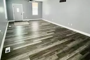 2962 Henshaw Ave, Cincinnati, OH 45225 - Photo 9