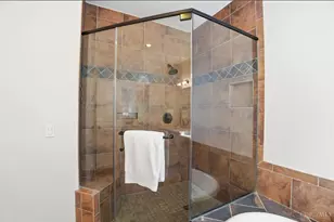 1797 Sycamore St, Cincinnati, OH 45202 - Photo 29