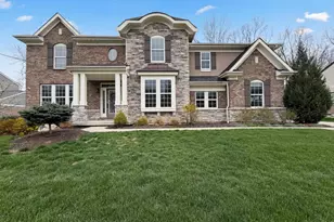 353 Cedar Dr, Loveland, OH 45140 - Photo 1