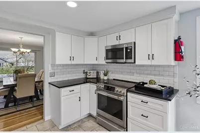 7344 Quailhollow Drive, Sycamore Township, OH 45243 - Photo 11