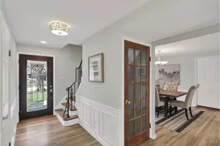 7344 Quailhollow Dr, Sycamore Township, OH 45243 - Photo 3