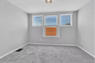 2001 Dana Avenue, Cincinnati, OH 45207 - Photo 17