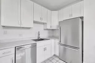 2001 Dana Ave, Cincinnati, OH 45207 - Photo 3