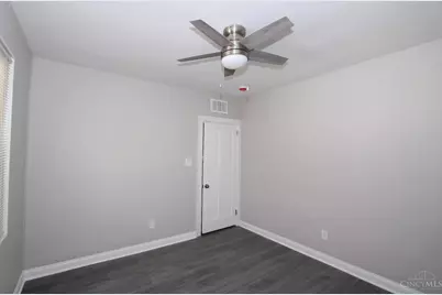 3837 Iona Avenue, Cincinnati, OH 45213 - Photo 13