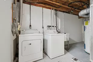 8081 Hetz Dr, Cincinnati, OH 45242 - Photo 13