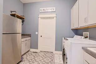 3380 Mohler Woods Ln, Cincinnati, OH 45241 - Photo 35