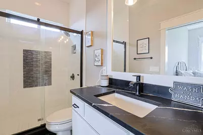 3380 Mohler Woods Lane, Cincinnati, OH 45241 - Photo 33