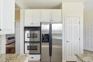 949 E Legendary Run, Pierce Township, OH 45245 - Photo 17