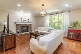 880 Sunrise Ridge Ct, Hamilton Township, OH 45039 - Photo 13