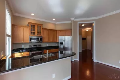 252 Stetson Street #301, Cincinnati, OH 45219 - Photo 5