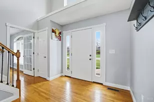 8145 Acorn Trail, Hamilton Township, OH 45039 - Photo 5