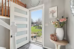 5942 Cedaridge Dr, Green Township, OH 45247 - Photo 9