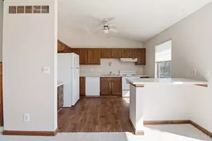 2 Fairgreen Cir, Fairfield, OH 45014 - Photo 15