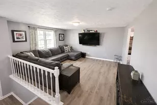 12065 Hazelhurst Dr, Springfield Township, OH 45240 - Photo 3