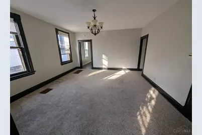 1833 Pleasant Avenue, Hamilton, OH 45015 - Photo 3