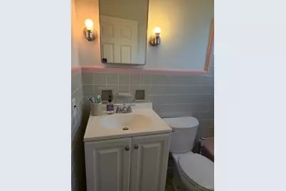 1042 Hollytree Drive, Springfield Township, OH 45231 - Photo 21