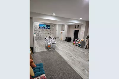 1042 Hollytree Drive, Springfield Township, OH 45231 - Photo 27