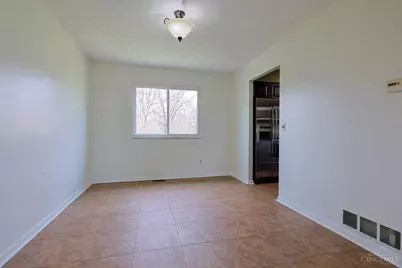 9811 Beau Lane, Springfield Township, OH 45231 - Photo 15