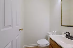 9811 Beau Ln, Springfield Township, OH 45231 - Photo 17