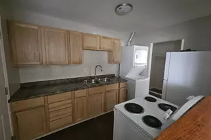 1275 Frost Ct, Springfield Township, OH 45231 - Photo 9