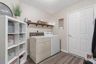 984 Country Oaks Ln, Wilmington, OH 45177 - Photo 17
