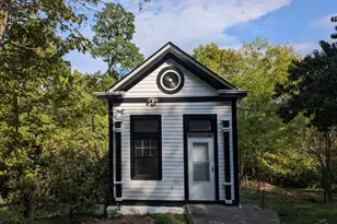 2564 Linden St, Cincinnati, OH 45225 - Photo 1