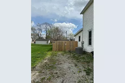206 Broadway Street S, Lynchburg, OH 45142 - Photo 21