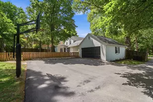 3730 Pleasant St, Mariemont, OH 45227 - Photo 57